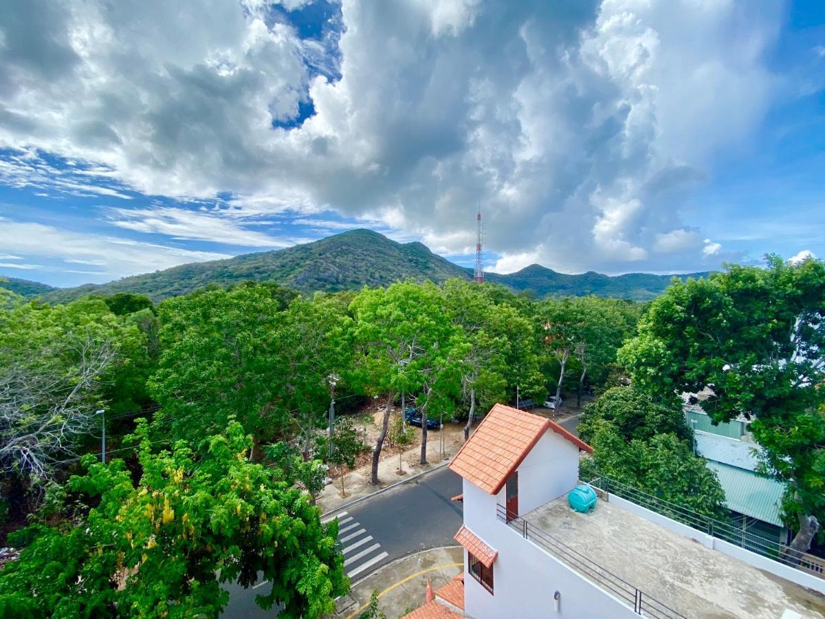 Khách sạn Phúc Lộc An Côn Đảo Chi Khu Co Ong Exterior foto